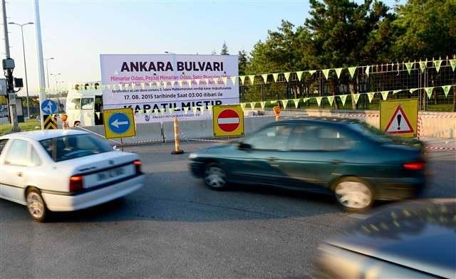 Ankara Bulvarı trafiğe kapandı
