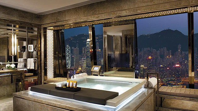 The Ritz-Carlton, Hong Kong banyo küveti