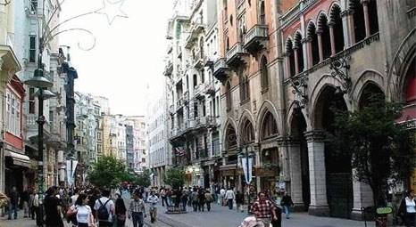 Beyoğlu Street! İstiklal Caddesi’ne akın var!