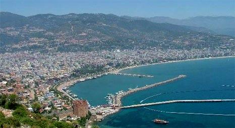 Vizesiz turizm emlakçıyı vurdu 