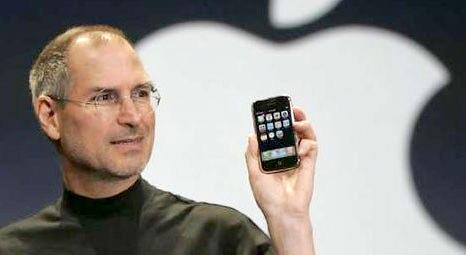Steve Jobs'a gizli cenaze töreni