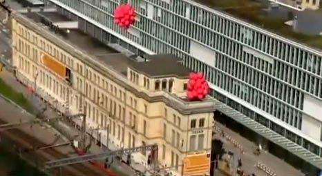 Zürih’te 122 yaşındaki binayı yürüttüler!