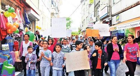 Beyoğlu Çıksalın’da imam hatip ortaokuluna protesto!