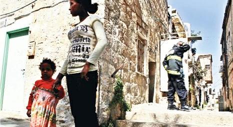 İsrail’de Afrikalı göçmenlerin evi kundaklandı!