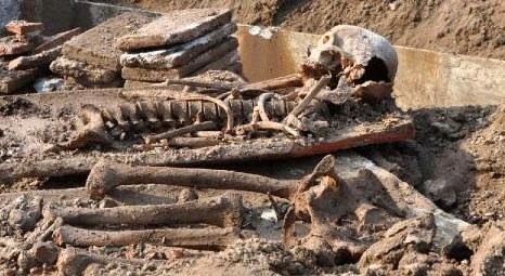 Sakarya Hendek’te 2500 yıllık mezar bulundu!