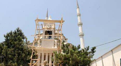 Bağcılar Belediyesi'nden Güneşli Meydanı'na 10 metrelik saat kulesi!