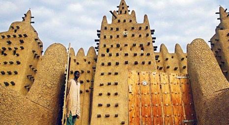Mali Timbuktu’da cami ve türbe katliamı yaşanıyor!