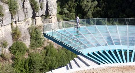 Safranbolu İncekaya Kanyonu'na 11 metre camdan teras yapıldı!