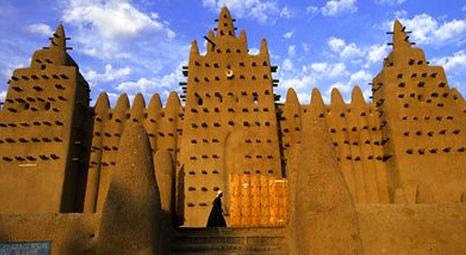 Afrika Timbuktu'daki tarihi eserler tehdit altında!