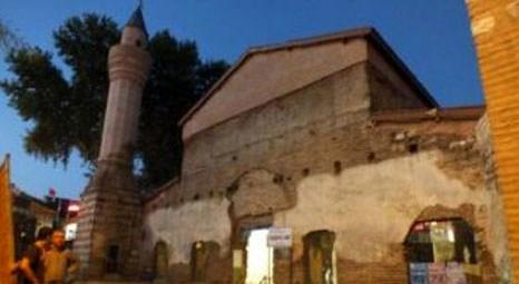 İznik Ayasofya Camii'nde, 91 yıl sonra ilk teravih namazı kılındı!