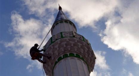 Biga'da Osman Şeker 65 yaşında minare boyuyor! 