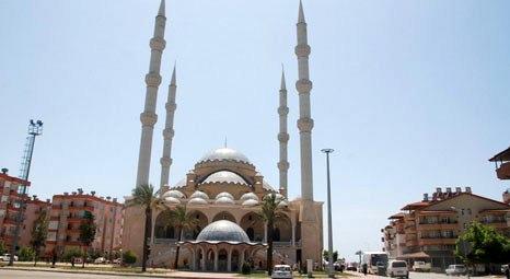 Antalya Manavgat’taki Külliye Camisi her gün 500 turisti ağırlıyor!