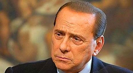 Silvio Berlusconi, Sardunya’daki villasında düşerek omzunu ve bileğini incitti