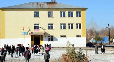 Van depreminde hasar gören okullar eğitime hazırlanıyor! 