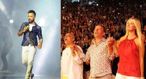 Ali Ağaoğlu ve Petek Ertüre, Tarkan'ın konserinde coştu!