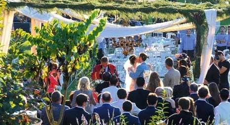 Hande Ataizi ve Benjamin Harvey, Şile Ulupelit Köyü’nde kır düğünüyle evlendi!