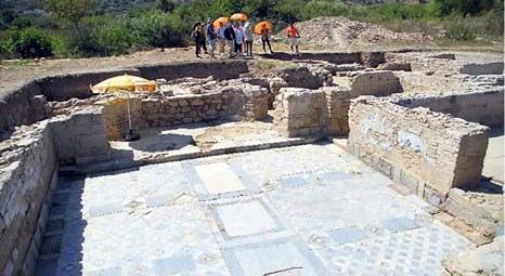 Efes Antik Kenti’nde Roma Dönemi’ne ait 1500 metrekarelik ev bulundu!