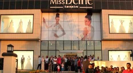 Miss Defne'nin en büyük mağazası Manisa'da açıldı!