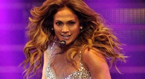 Jennifer Lopez, İstanbul'daki ilk konserini Ataköy Atletizm Arena'da verdi!