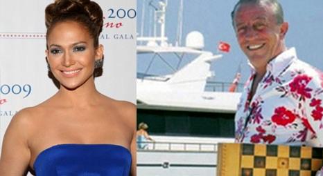 Jennifer Lopez, Anadolu Yakası'na Ali Ağaoğlu’nun ‘Aga’ adlı teknesiyle geçti!