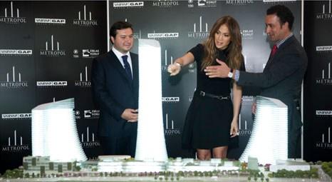 Jennifer Lopez: 400 metre uzunluğundaki alışveriş caddesi Metropol Catwalk’u çok merak ediyorum!