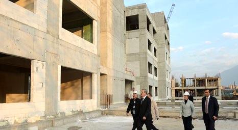 Bursa Belediye Hizmet Binası'ndaki inşaat çalışmaları 4 ay aradan sonra tekrar başladı!