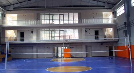 Esenyurt Merkez İlköğretim Okulu Spor Salonu bugün açılıyor!