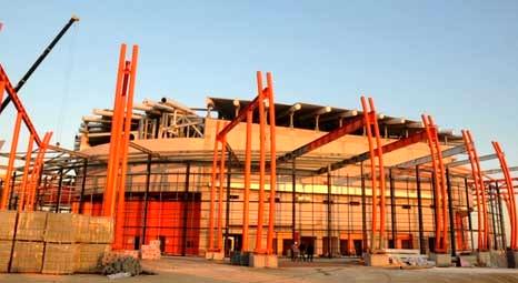 FIFA ve TFF heyeti, Akdeniz Üniversitesi Stadyumu'nda incelemelerde bulundu!