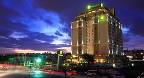 Holiday Inn Istanbul Airport Hotel, 2013 yılına Murat Göğebakan’la girecek!