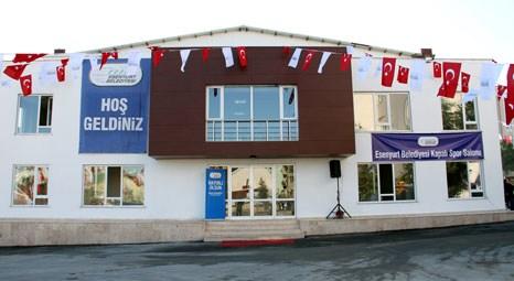 Necmi Kadıoğlu  Esenkent Atatürk Kapalı Spor Salonu’nu hizmete açtı!