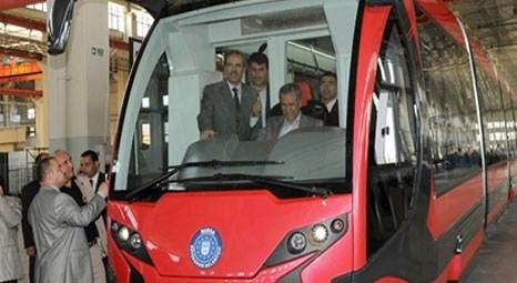 Bursa'da üretilen ilk tramvay olan İpekböceği artık raylarda! 