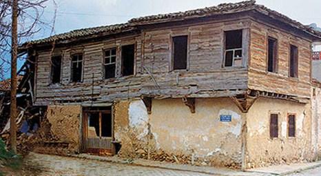 Mehmet Akif Ersoy’un Bayramiç’teki evi 1996 yılında izinsiz yıkılmış!