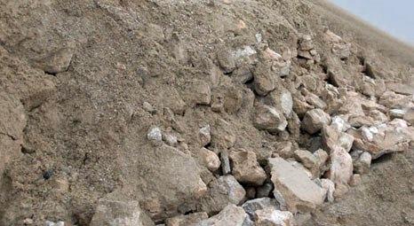 Erenköy beldesindeki heyelan, 1.800 yıllık duvarı ortaya çıkardı!