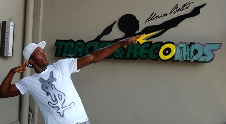 Usain Bolt Jamaika’da Track&Records isimli restoran ve spor cafe açtı!