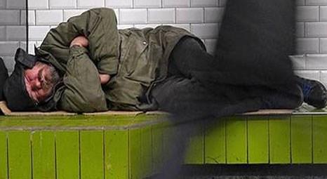 Paris metroları evsizlerin mekanı oldu!