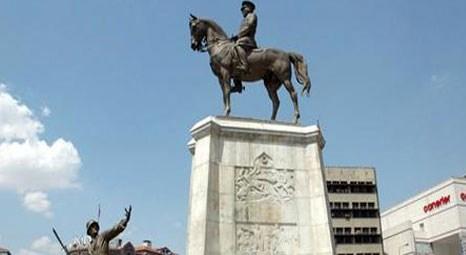 Ankara'nın Ulus semtindeki Atatürk Anıtı çevresinde oturulması yasaklandı!