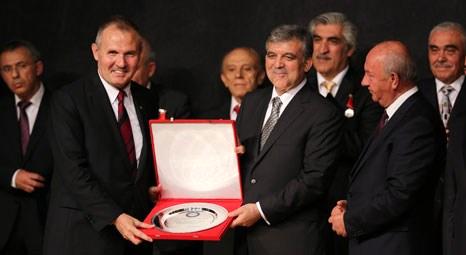 Abdullah Gül'den Süleyman Çetinsaya ödül aldı!