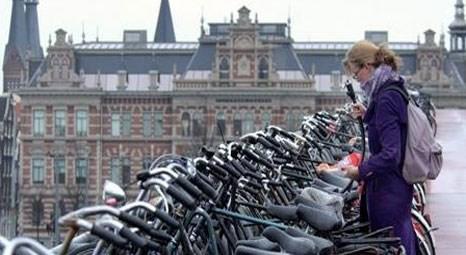 Amsterdam, dünyanın en iyi bisiklet şehri seçildi!