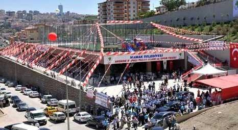 Akdere Kapalı Pazar Yeri ve Spor Kompleksi açılışına 5 bin kişi katıldı!