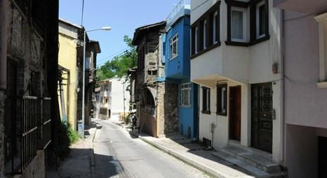 Bursa Büyükşehir Belediyesi Yahşibey Caddesi’nde evlerin dış cephesini düzenliyor!