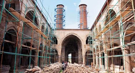 Erzurum'daki Çifte Minareli Medrese, yanlış restorasyondan kurtarılıyor!