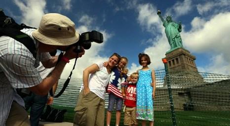Sandy Kasırgası’nda zarar gören New York’taki Özgürlük Heykeli ziyarete açıldı!