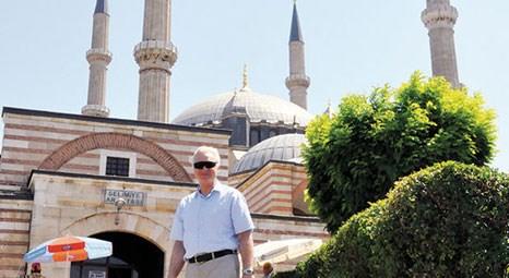 ABD Ankara Büyükelçisi Francis Ricciardone, Selimiye Camii'ye hayran kaldı!