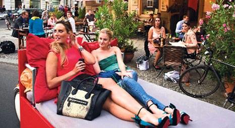 Yataklı bisiklet ile Berlin turu!