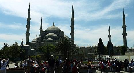 İstanbul'da bir camiye 4 bin 334 kişi düşüyor!
