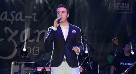 Mustafa Ceceli, Bursa Merinos Parkı'nda konser verdi!
