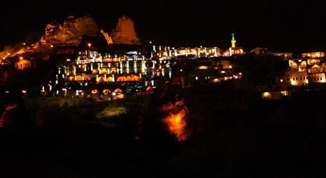 Kapadokya’daki Uçhisar Kalesi’nde ışıklandırma çalışmaları tamamlandı!