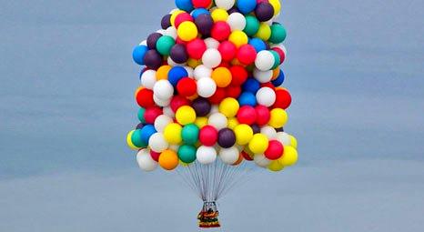 Rengârenk balonlarla Atlantik Okyanusu’nu geçecek!