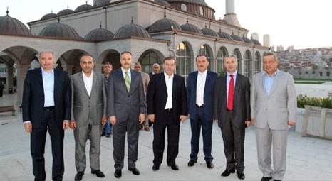 Necmi Kadıoğlu Esenyurt’un prestij projelerini misafir belediye başkanlarına gösterdi!