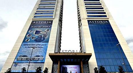 Astoria AVM açık emlak fuarına dönüştürülüyor